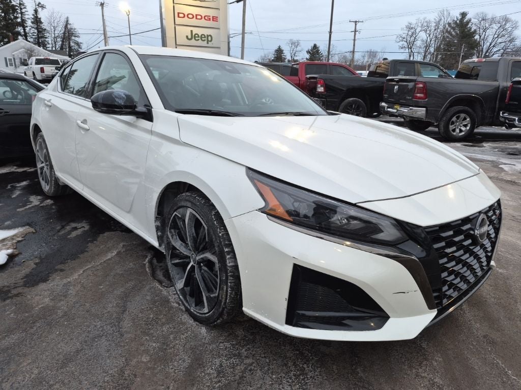 2024 Nissan Altima 2.5 SR