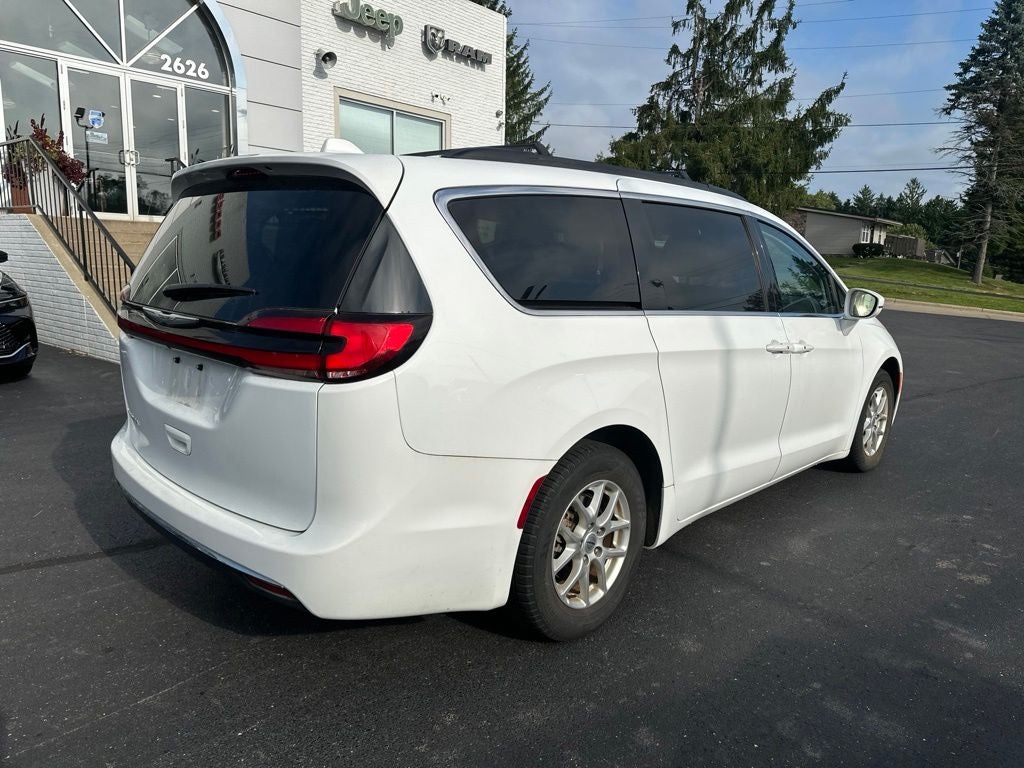 2022 Chrysler Pacifica Touring L