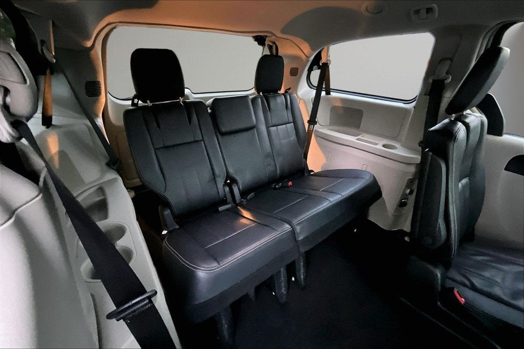 2014 Chrysler Town & Country Touring