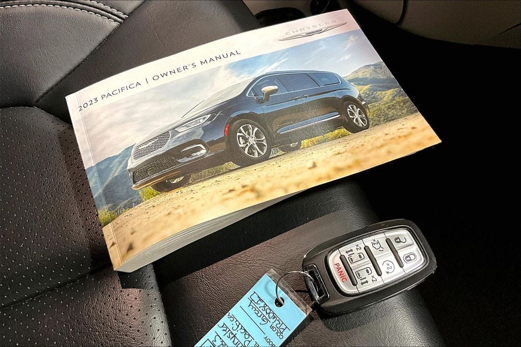 2023 Chrysler Pacifica Touring L