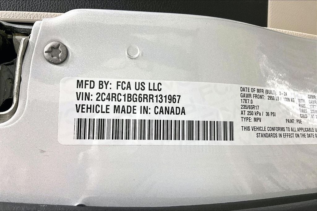 2024 Chrysler Pacifica Touring L