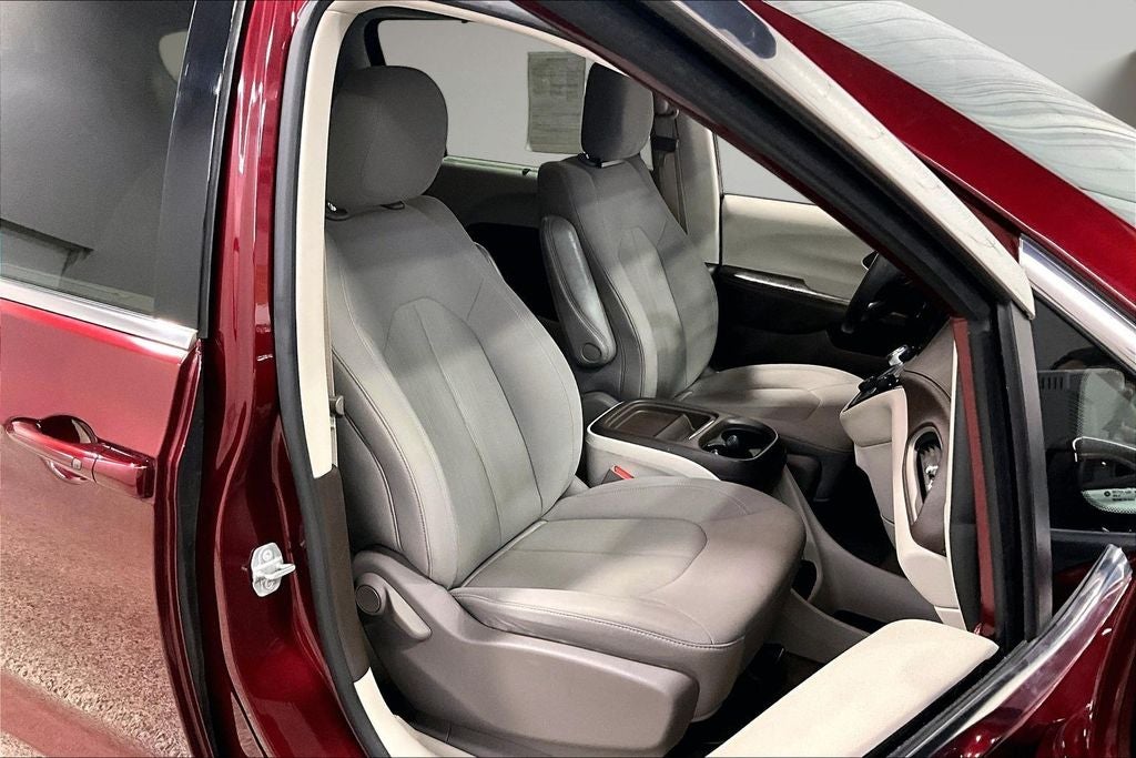 2021 Chrysler Pacifica Touring