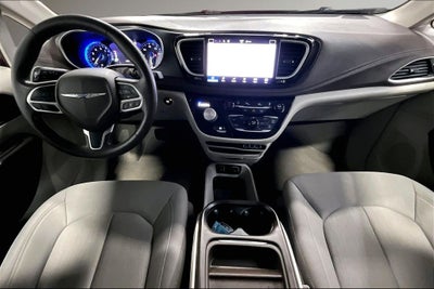 2021 Chrysler Pacifica Touring