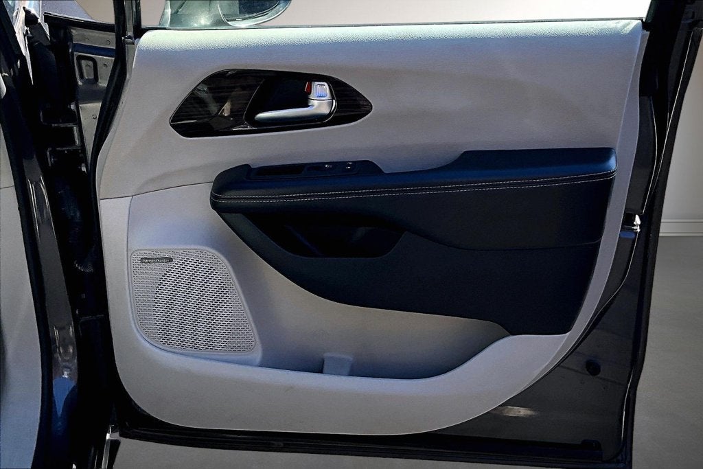 2021 Chrysler Pacifica Limited