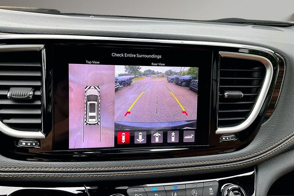 2021 Chrysler Pacifica Pinnacle