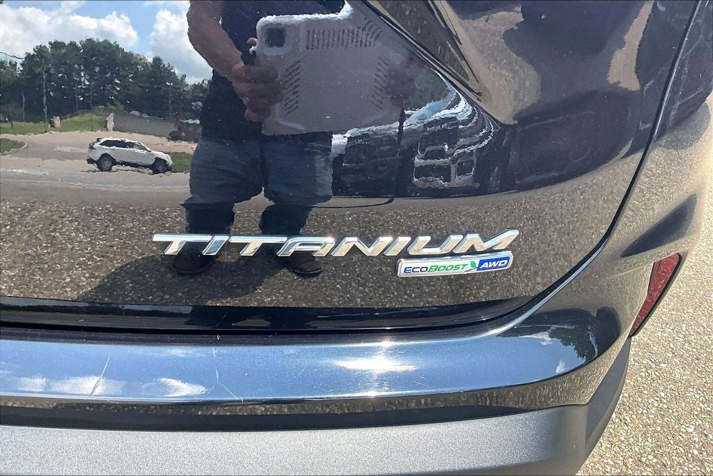 2019 Ford Edge Titanium