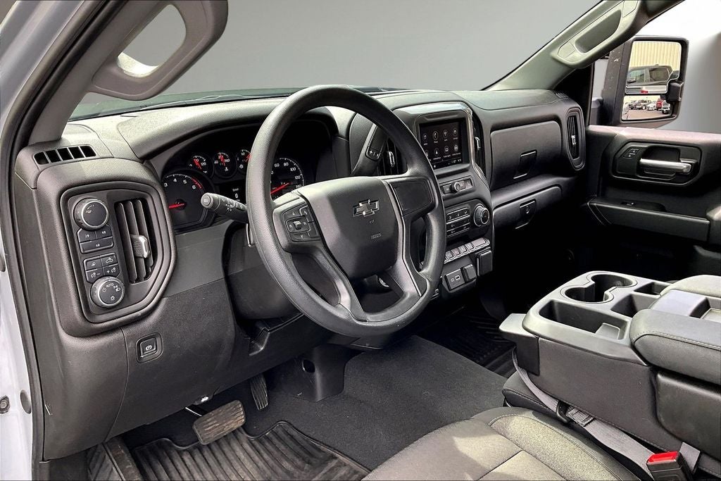 2025 Chevrolet Silverado 2500HD Custom