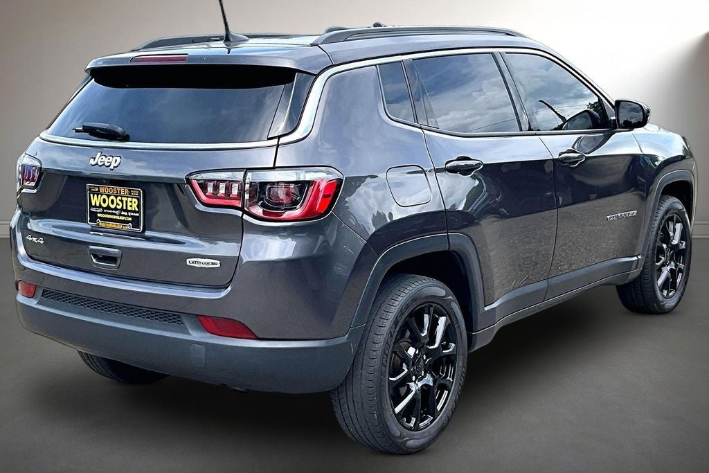 2022 Jeep Compass Latitude Lux