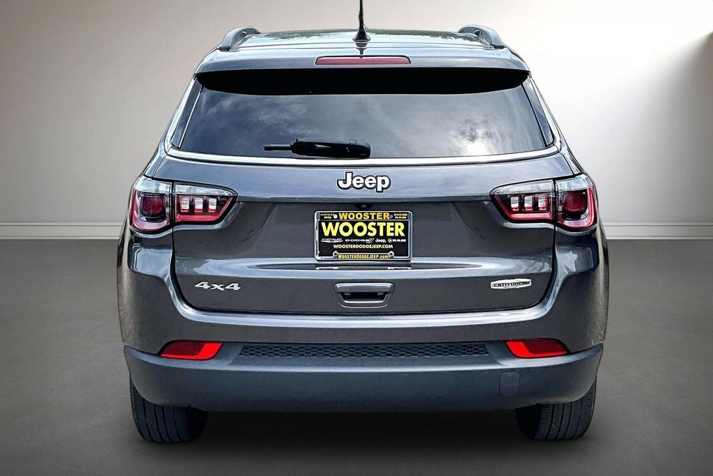 2022 Jeep Compass Latitude Lux