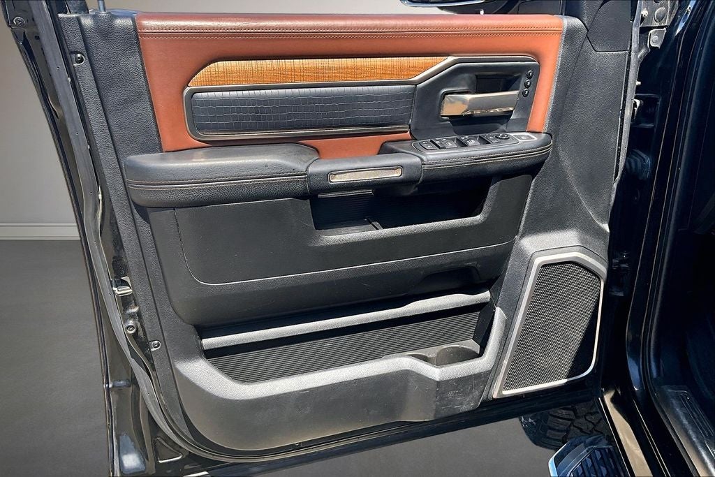 2019 RAM 2500 Laramie Longhorn