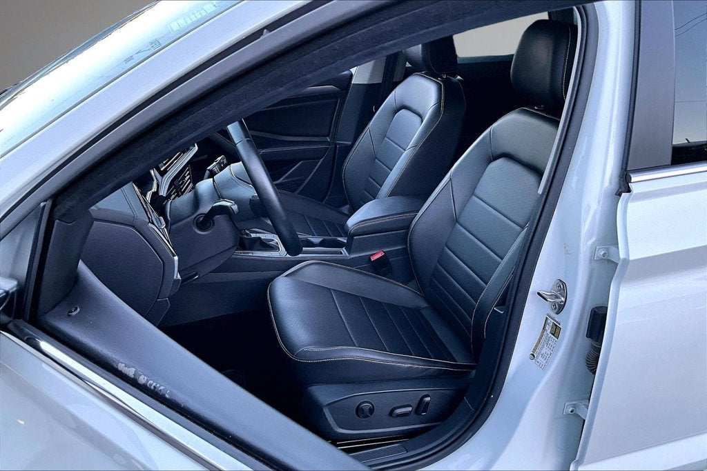 2023 Volkswagen Jetta 1.5T SE