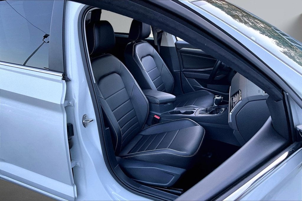 2023 Volkswagen Jetta 1.5T SE