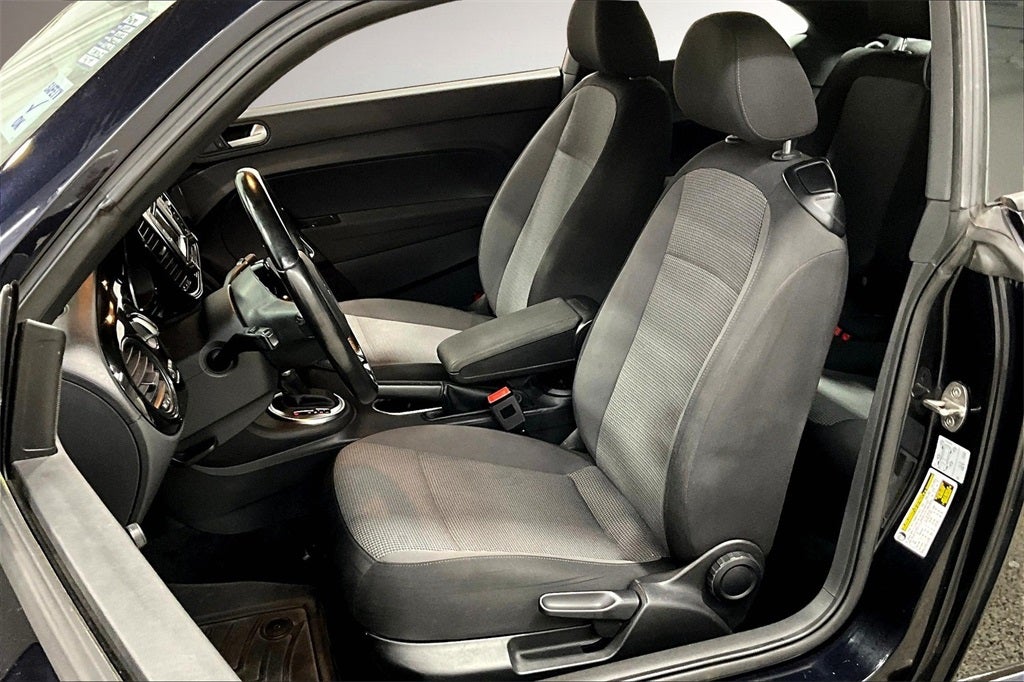 2019 Volkswagen Beetle 2.0T S