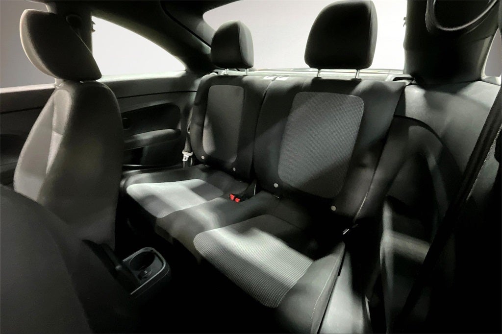 2019 Volkswagen Beetle 2.0T S