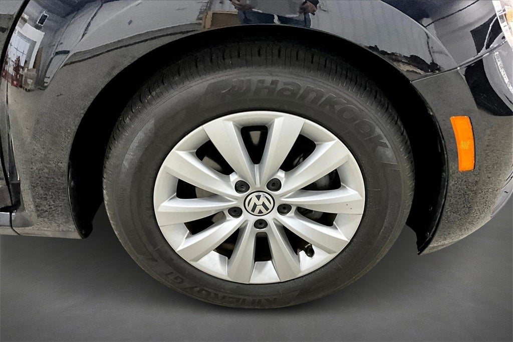 2019 Volkswagen Beetle 2.0T S