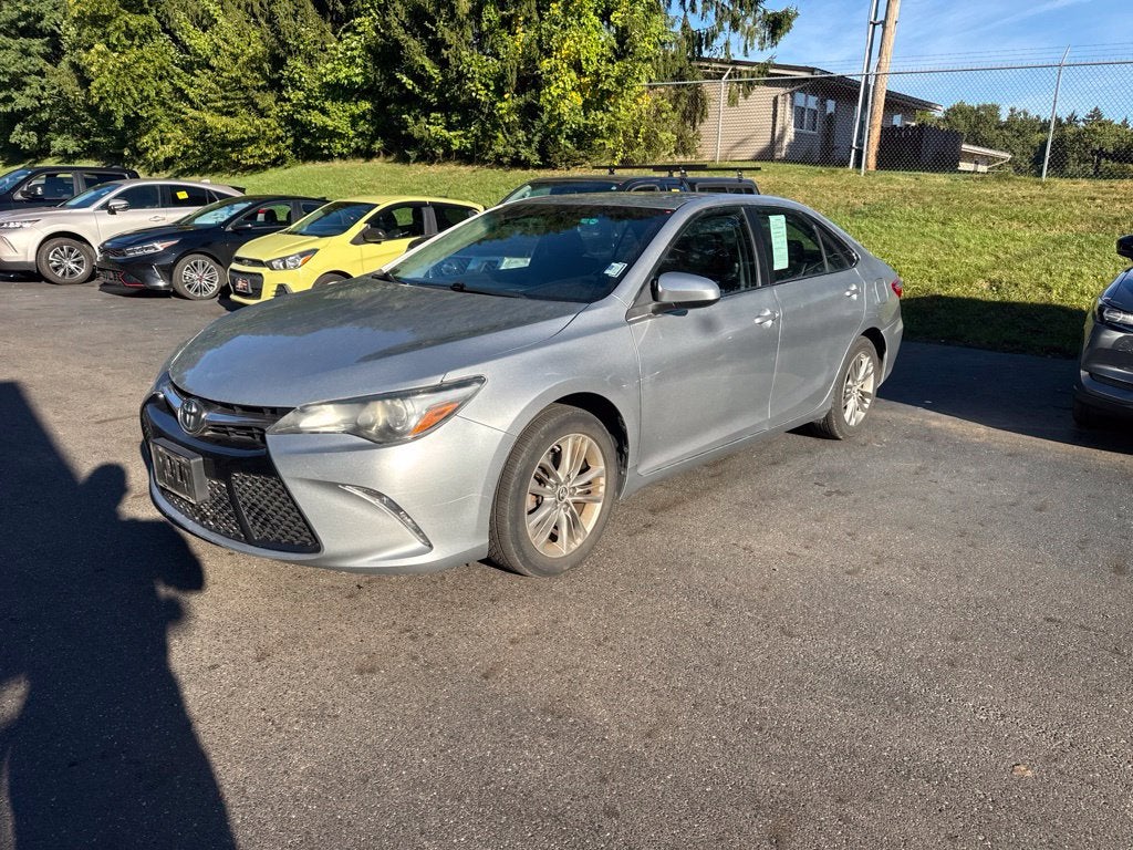 2016 Toyota Camry SE