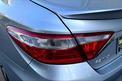 2016 Toyota Camry SE