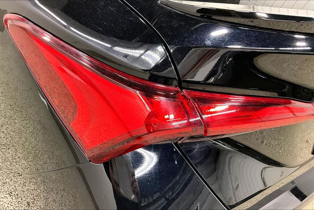 2022 Toyota Avalon Touring