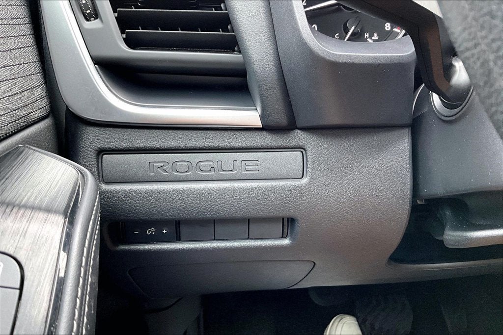 2022 Nissan Rogue S