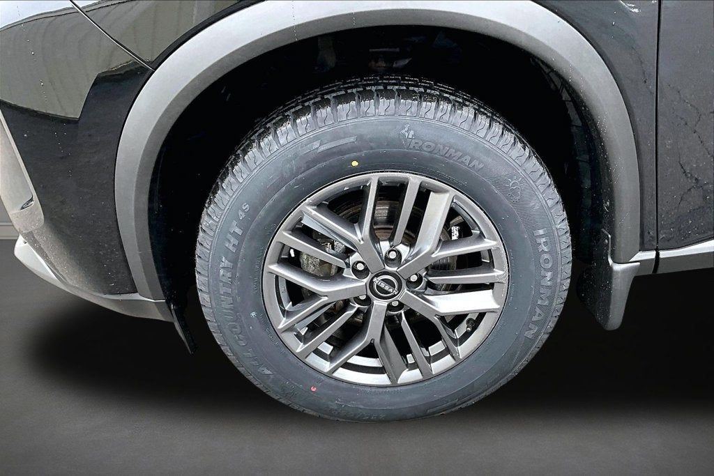 2022 Nissan Rogue S