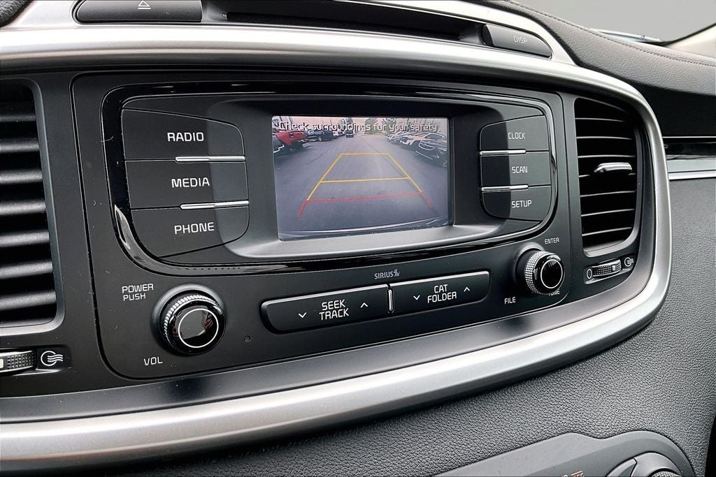 2017 Kia Sorento LX