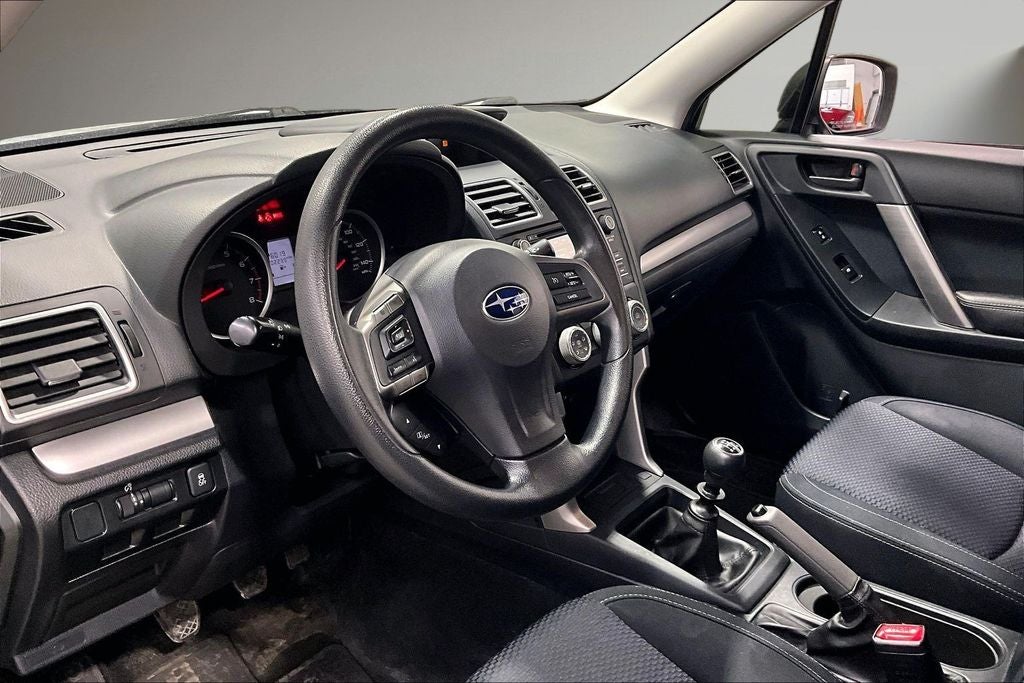 2016 Subaru Forester 2.5i