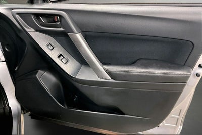 2016 Subaru Forester 2.5i