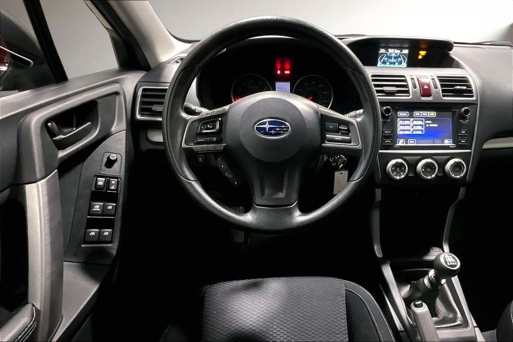 2016 Subaru Forester 2.5i