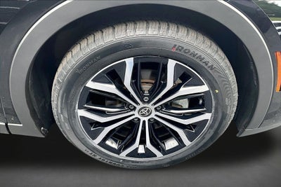 2023 Toyota Crown XLE