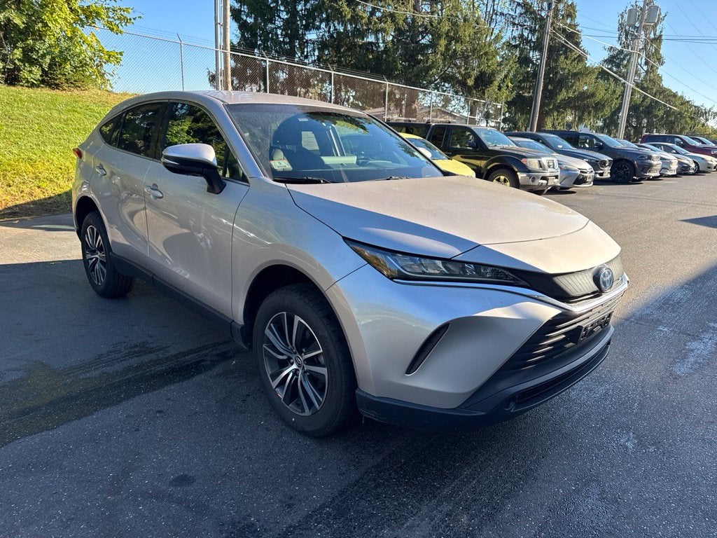 2022 Toyota Venza LE