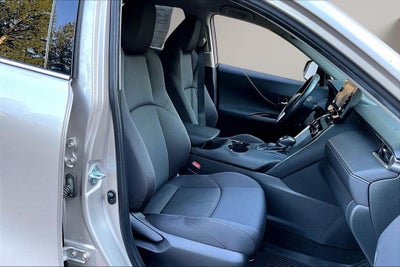 2022 Toyota Venza LE