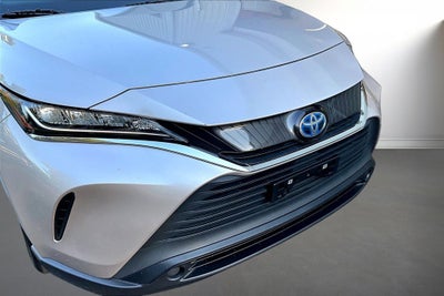2022 Toyota Venza LE