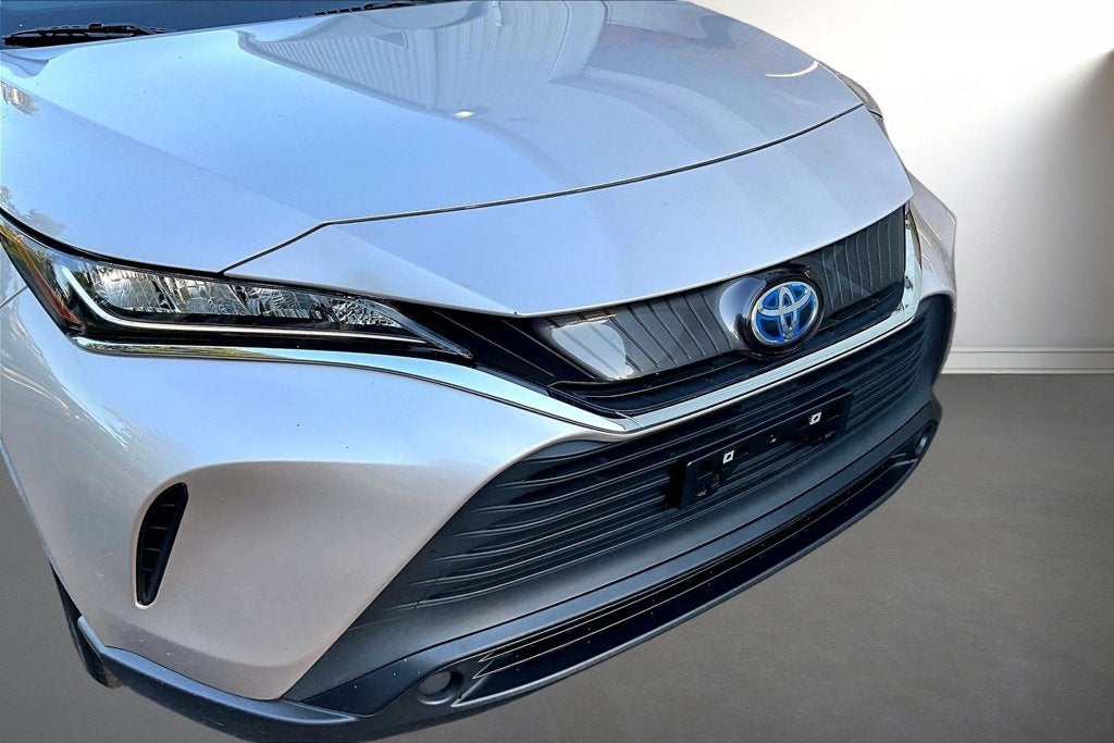 2022 Toyota Venza LE