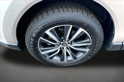 2022 Toyota Venza LE
