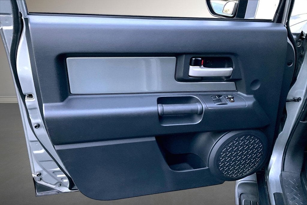 2011 Toyota FJ Cruiser Base