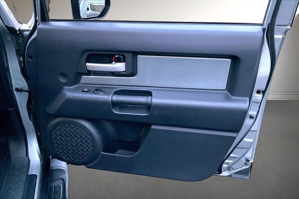 2011 Toyota FJ Cruiser Base