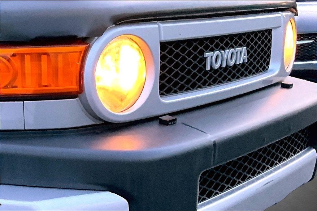 2011 Toyota FJ Cruiser Base