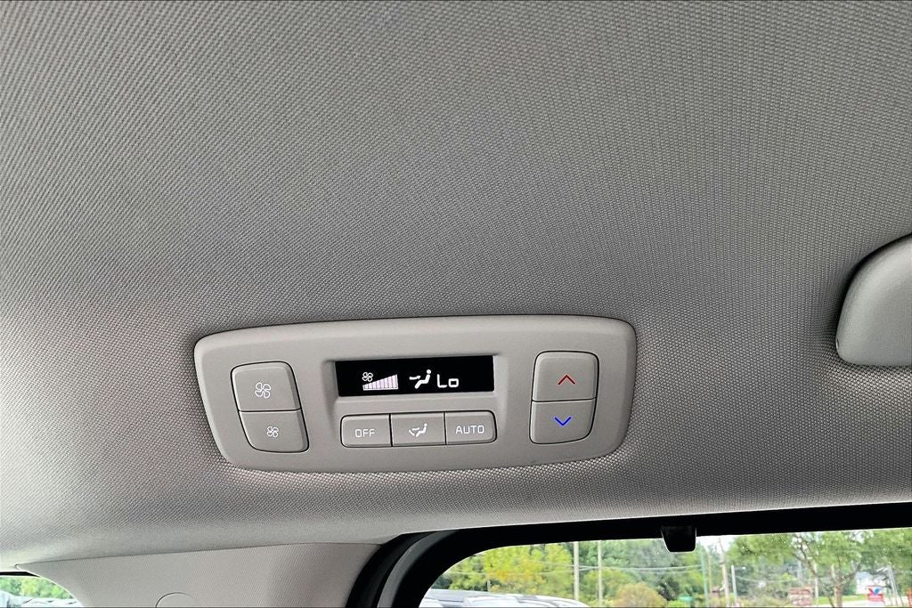 2025 Kia Carnival MPV SX