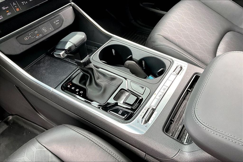 2025 Kia Carnival MPV SX