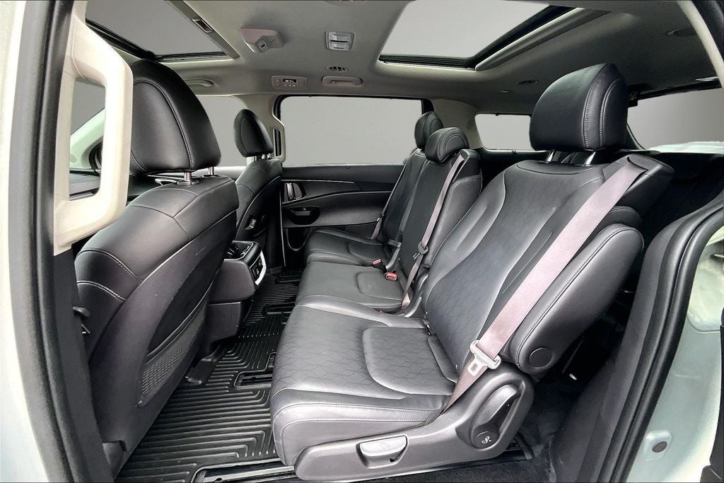 2025 Kia Carnival MPV SX