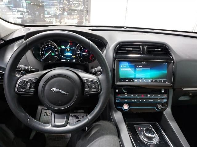 2020 Jaguar F-PACE 25t Premium