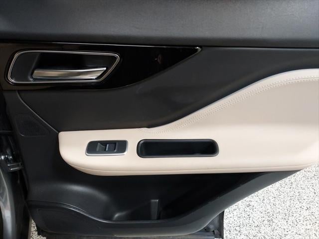 2020 Jaguar F-PACE 25t Premium