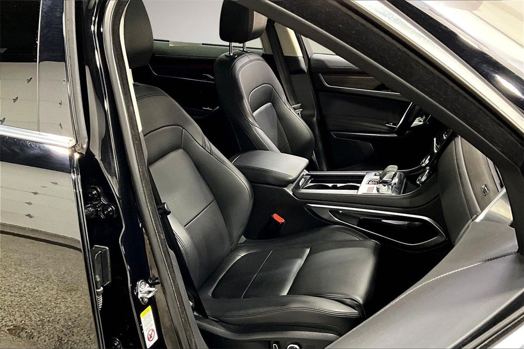 2021 Jaguar F-PACE P250