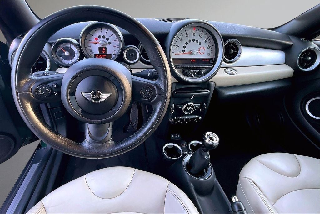 2013 MINI Roadster Base