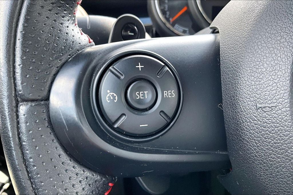 2015 MINI Hardtop Base