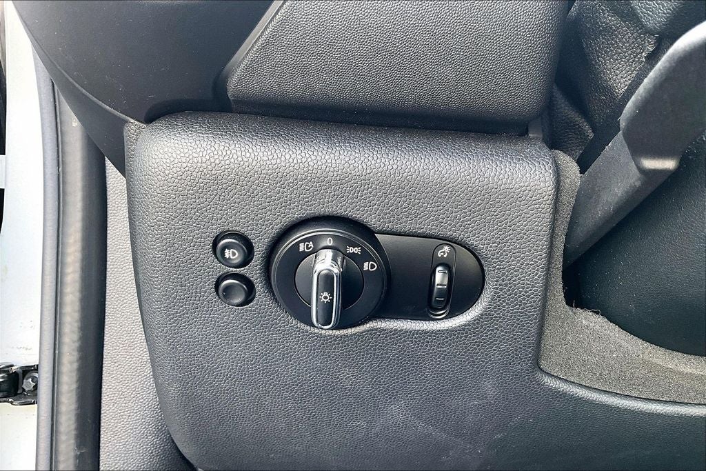 2015 MINI Hardtop Base