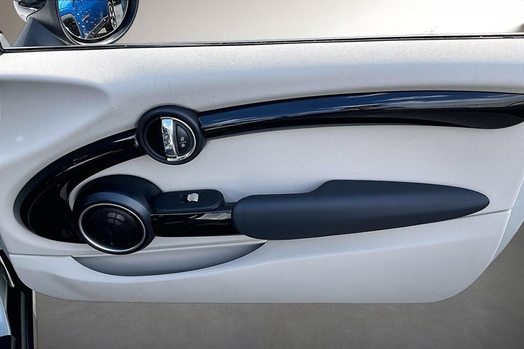 2015 MINI Hardtop Base