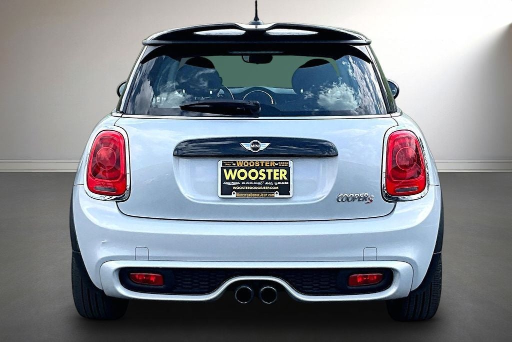 2015 MINI Hardtop Base
