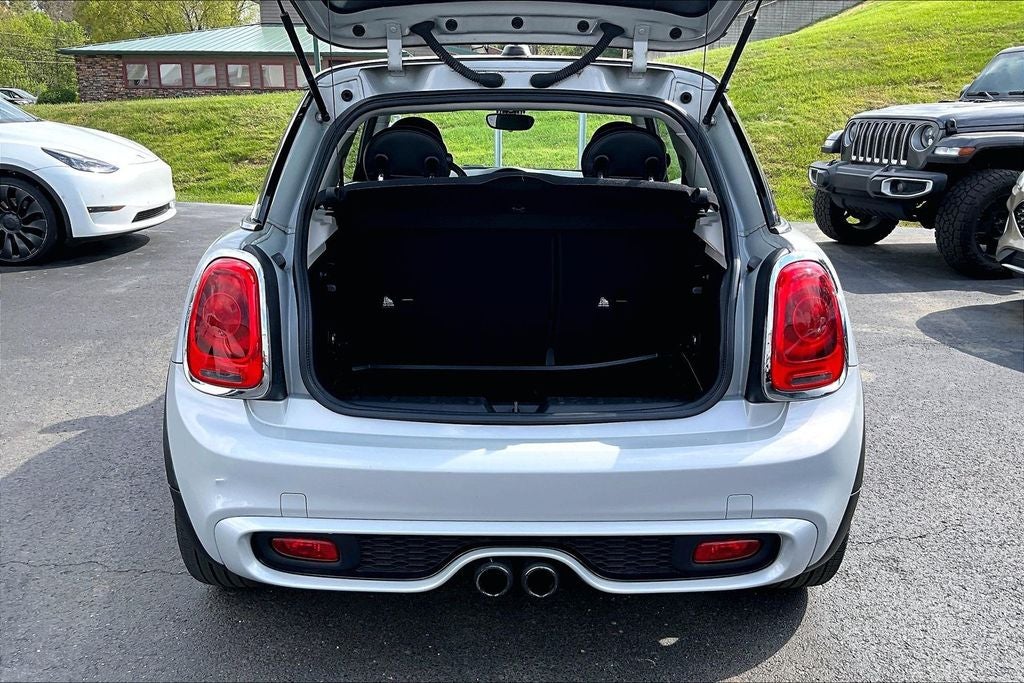 2015 MINI Hardtop Base