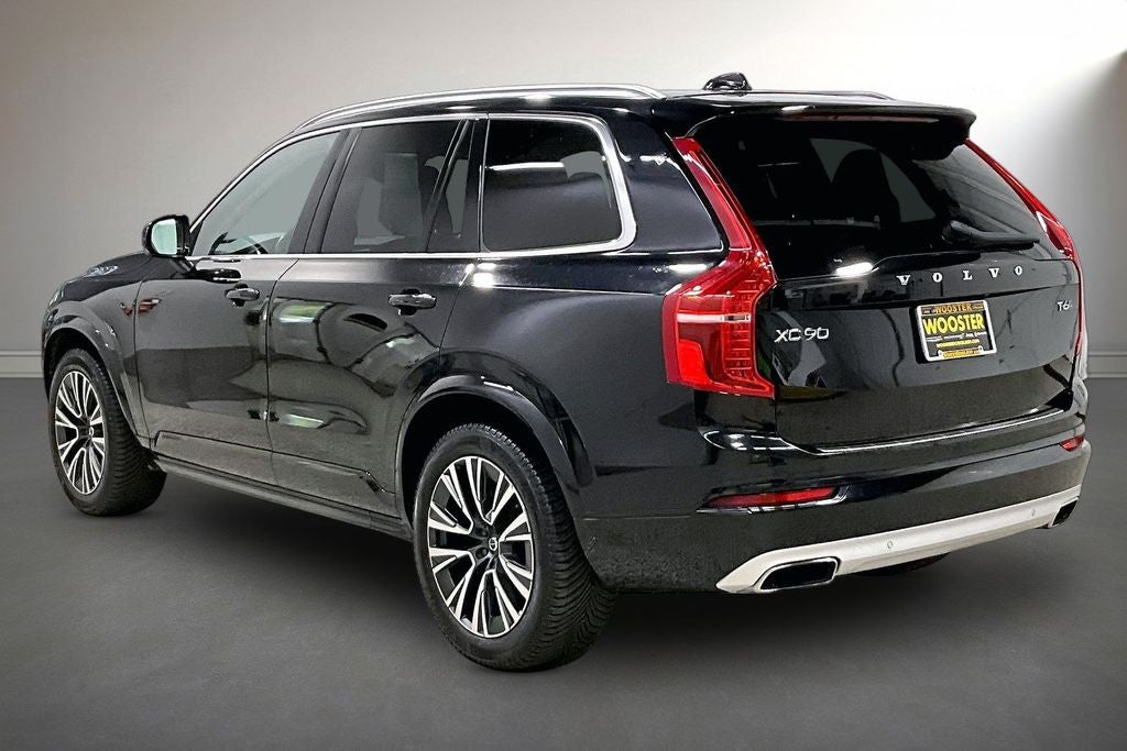 2020 Volvo XC90 T6 Momentum